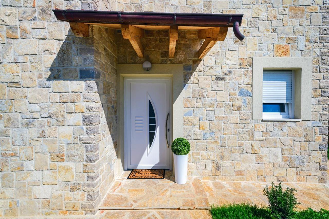 Luxury Stone Villa With Pool - Brisevo Exterior photo